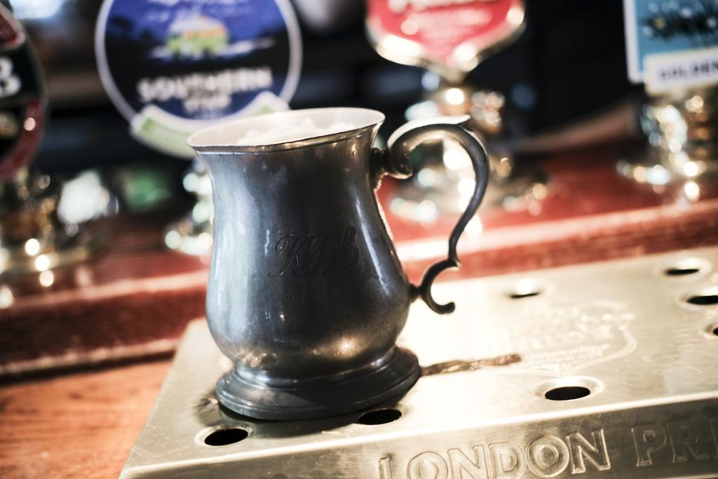 Bull Inn Reading Dış mekan fotoğraf